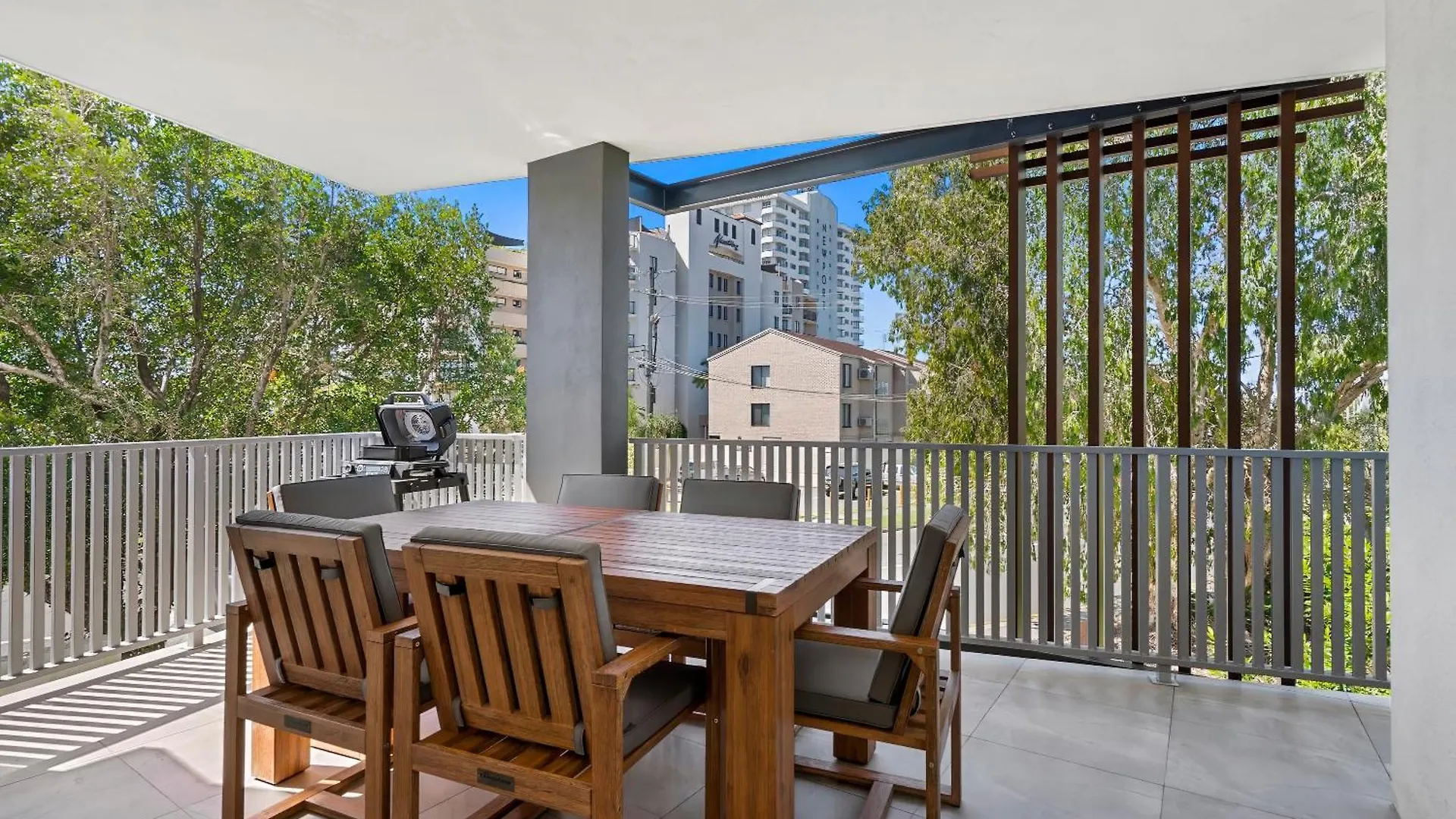 The 'V' Mooloolaba Apartment 0*,  Australia