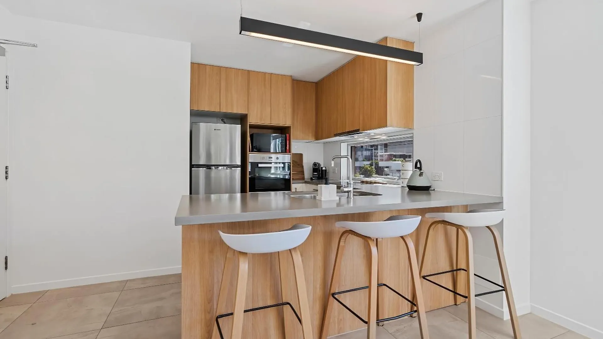 The 'V' Mooloolaba Apartment 0*,